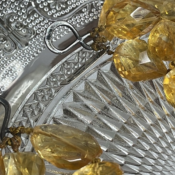 REBECCA COLLINS VINTAGE 3STRAND AMBER NECKLACE - Picture 12 of 13